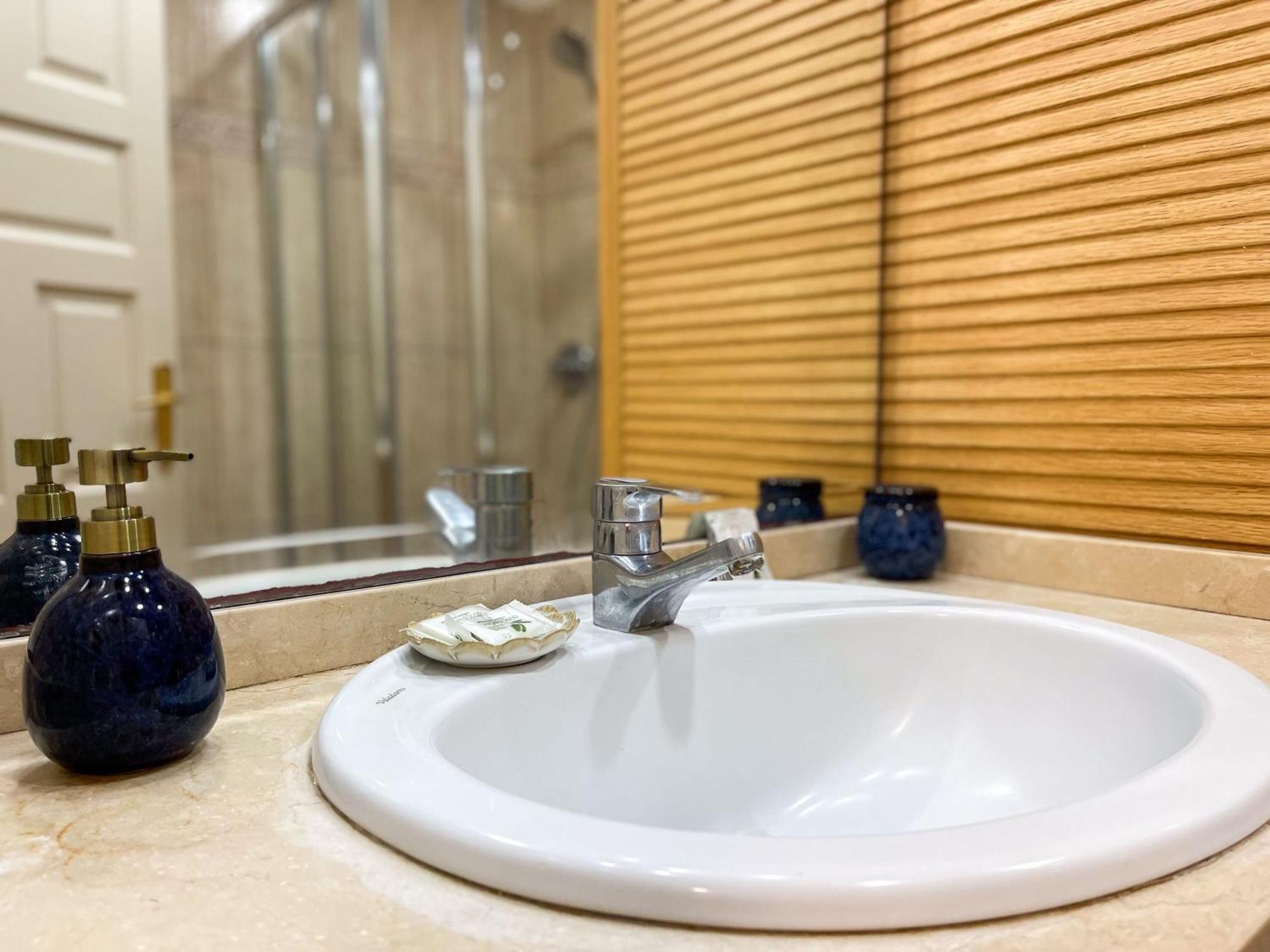 Apartament Alondras Park Charm *
